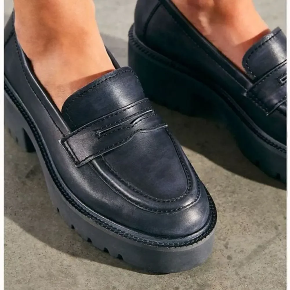 Free People Decker Penny Loafer Black Leather Lug Sole Platform EU 39 US 9